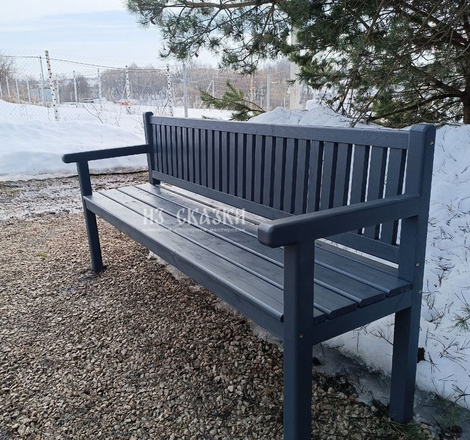 Классическая скамейка